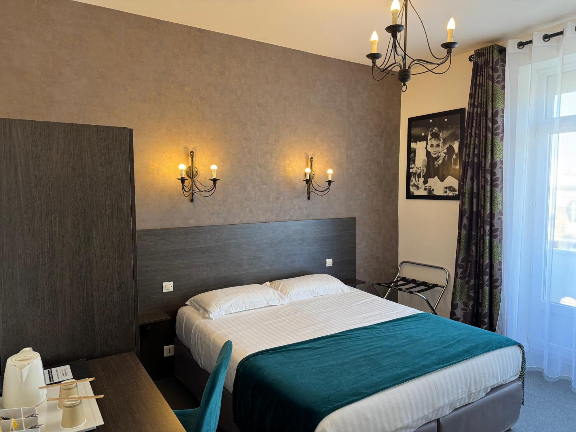 Hotel Calme Des Pins & Spa Les Sables-dʼOlonne Esterno foto