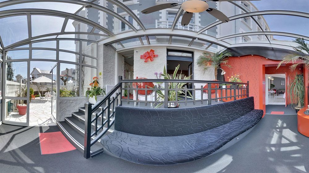 Hotel Calme Des Pins & Spa Les Sables-dʼOlonne Esterno foto